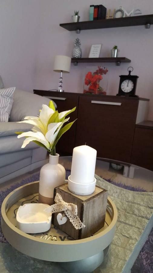 דירות Kaštela Apartman Luly מראה חיצוני תמונה